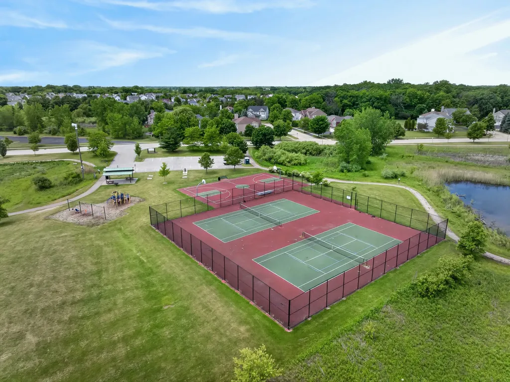 1124 Ashlyn Lane Antioch IL 60002