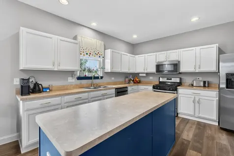 1124 Ashlyn Lane Antioch IL 60002