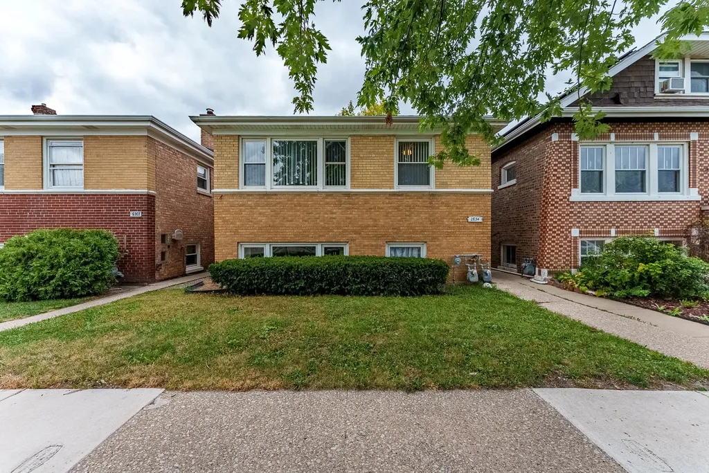2834 Highland Avenue Berwyn IL 60402