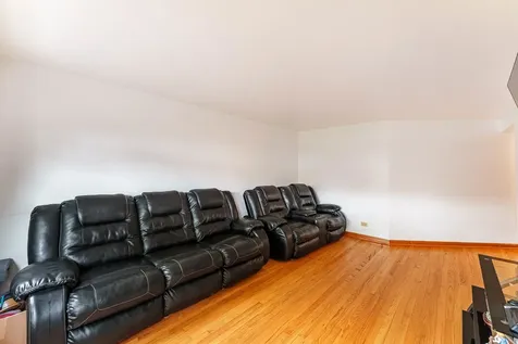 2834 Highland Avenue Berwyn IL 60402