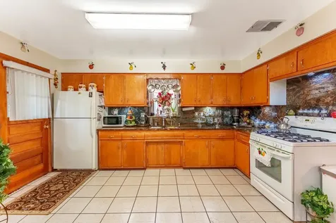 2834 Highland Avenue Berwyn IL 60402
