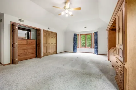 8N258 Brierwood Lane Elgin IL 60124
