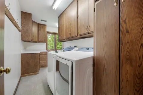 8N258 Brierwood Lane Elgin IL 60124