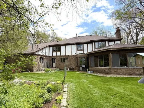 8N258 Brierwood Lane Elgin IL 60124