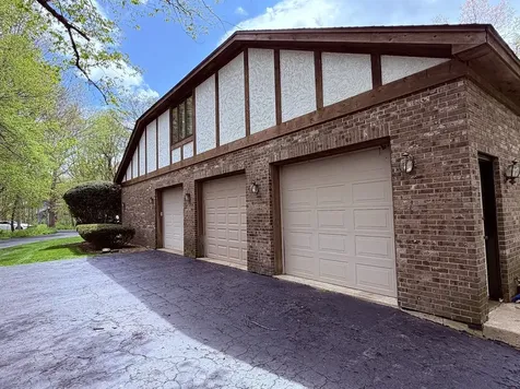 8N258 Brierwood Lane Elgin IL 60124