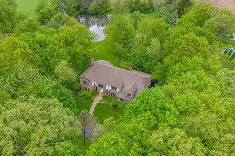 8N258 Brierwood Lane Elgin IL 60124