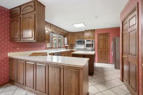 8N258 Brierwood Lane Elgin IL 60124