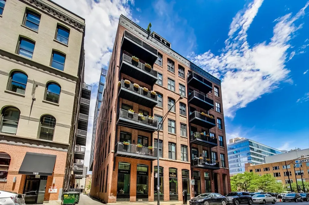 154 West Hubbard Street Chicago IL 60654