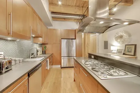 154 West Hubbard Street Chicago IL 60654