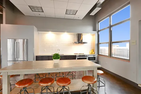 900 North Kingsbury Street Chicago IL 60610