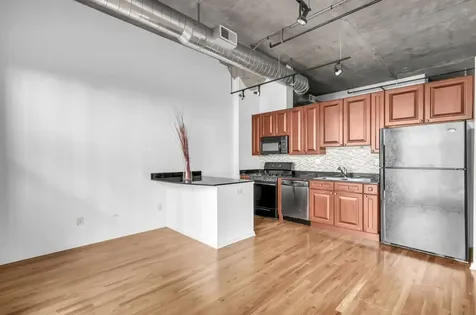 900 North Kingsbury Street Chicago IL 60610