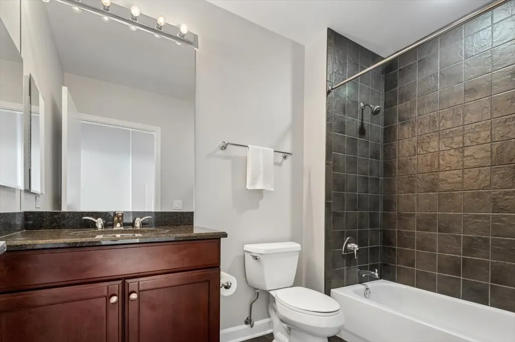 1235 South Prairie Avenue Chicago IL 60605