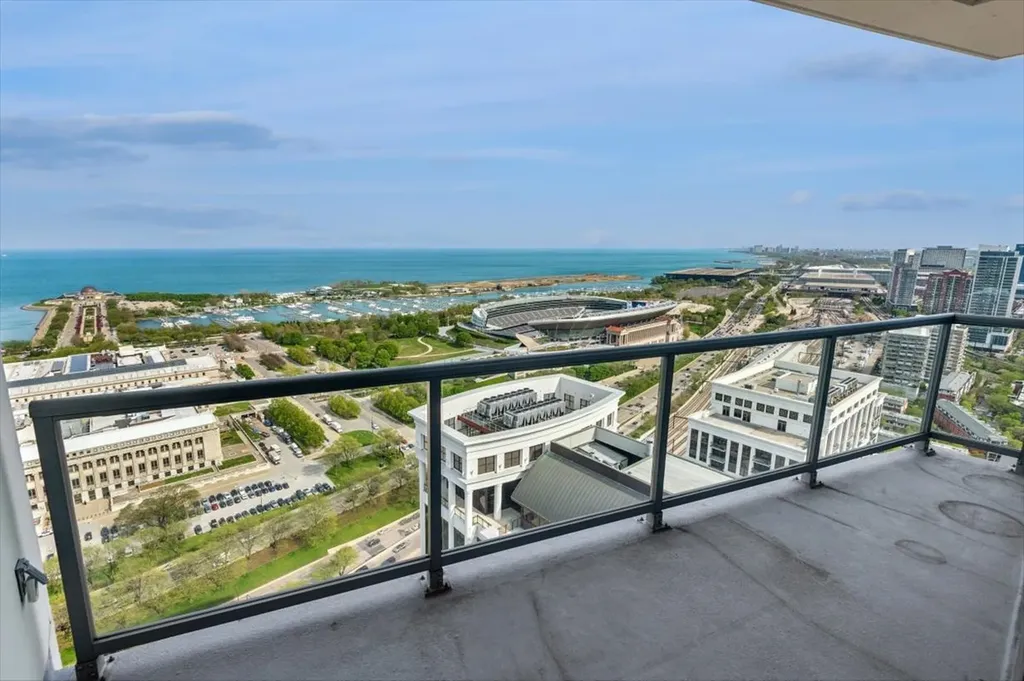 1235 South Prairie Avenue Chicago IL 60605