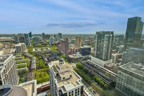 1235 South Prairie Avenue Chicago IL 60605