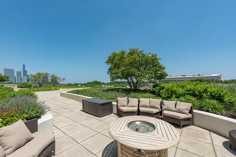 1235 South Prairie Avenue Chicago IL 60605