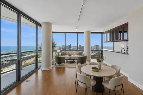 1235 South Prairie Avenue Chicago IL 60605