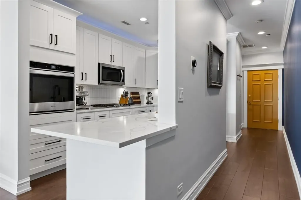 1155 West Armitage Avenue Chicago IL 60614
