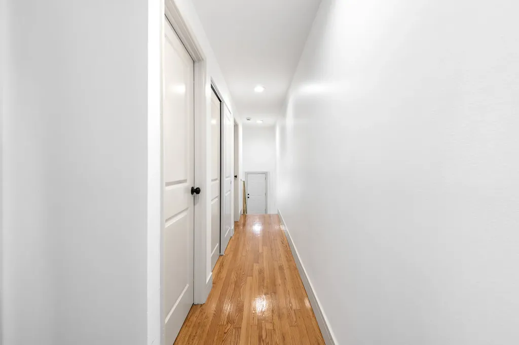 940 West 116th Place Chicago IL 60643