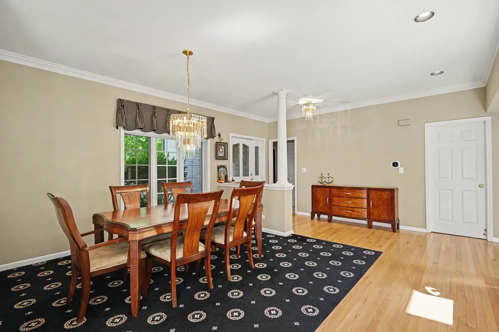 994 Chadwick Court Aurora IL 60502