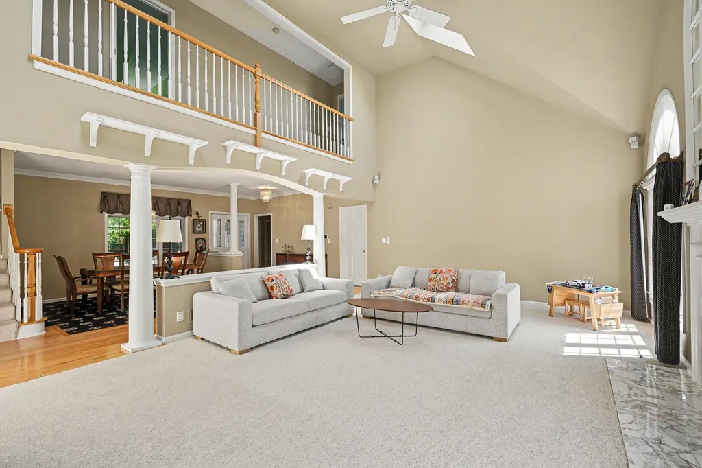994 Chadwick Court Aurora IL 60502