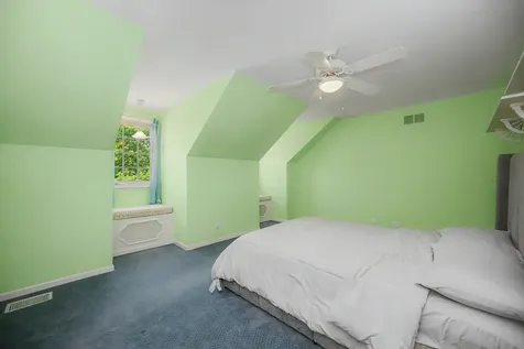 994 Chadwick Court Aurora IL 60502