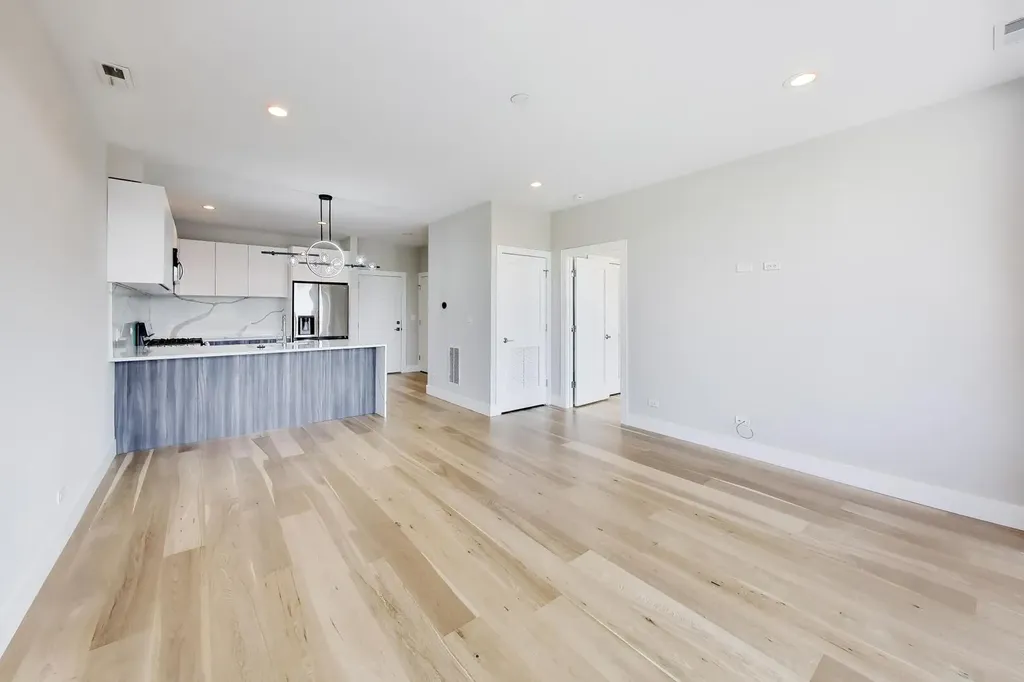 2342 West Adams Street Chicago IL 60612