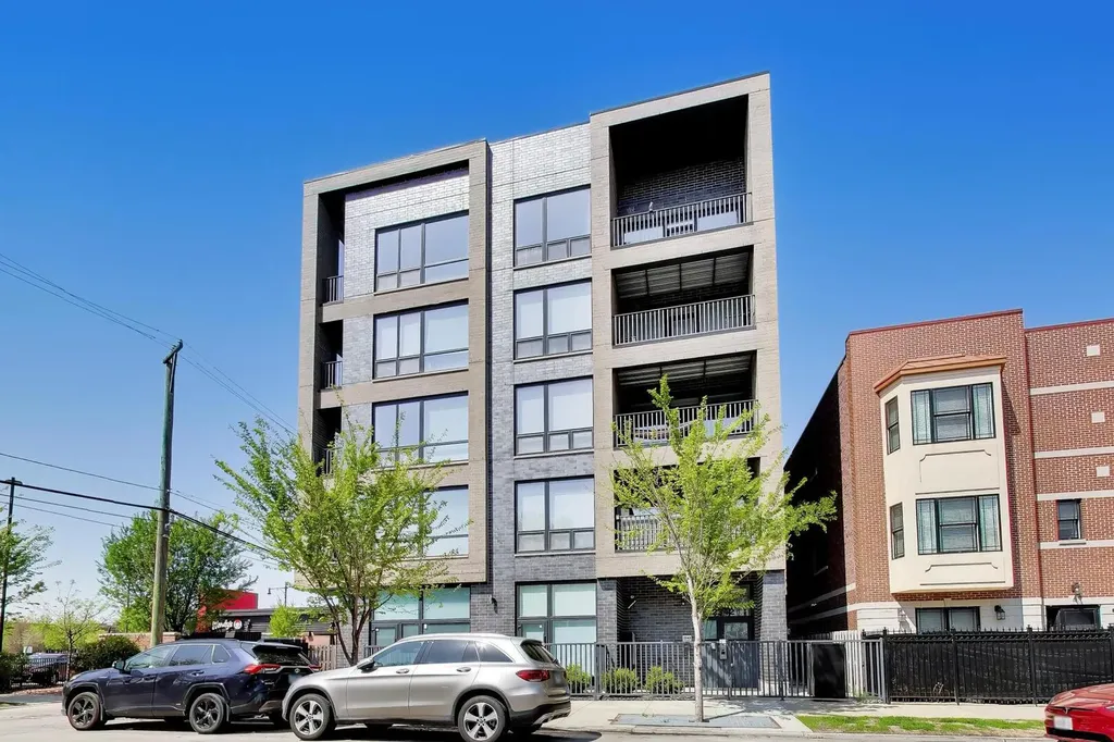2342 West Adams Street Chicago IL 60612