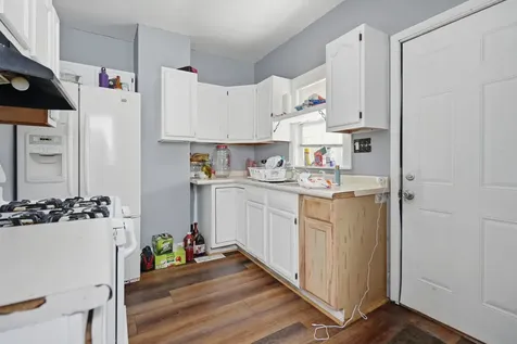 1532 11TH Avenue East Moline IL 61244