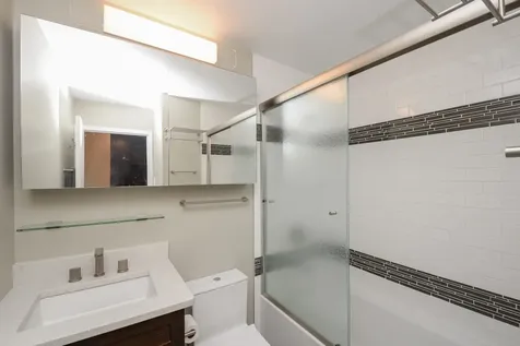 211 East Ohio Street Chicago IL 60611