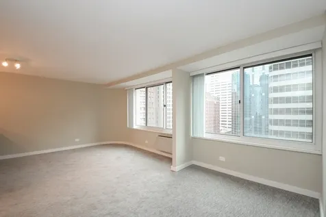 211 East Ohio Street Chicago IL 60611