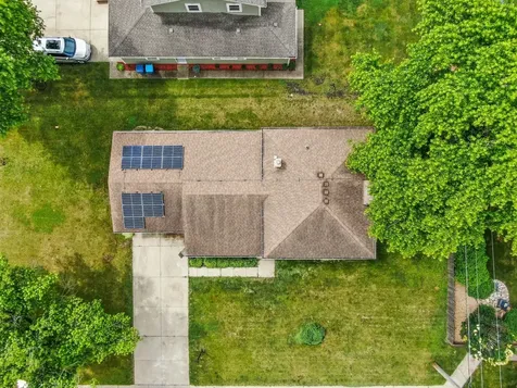 1104 New Haven Avenue Aurora IL 60506