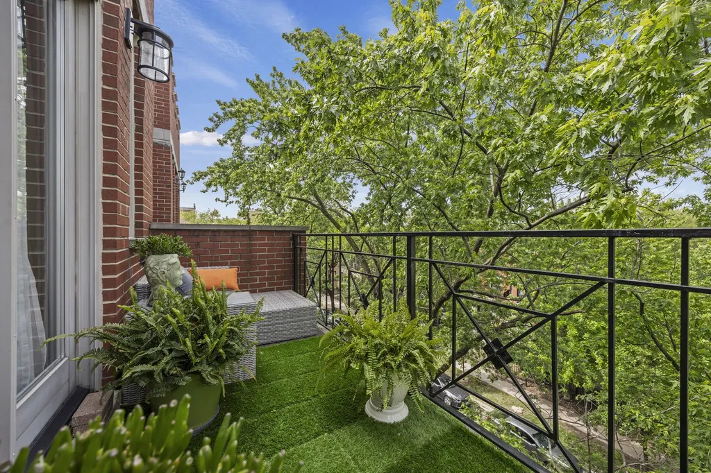5125 North Kenmore Avenue Chicago IL 60640