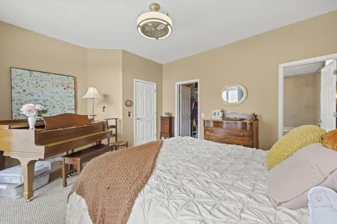 5125 North Kenmore Avenue Chicago IL 60640