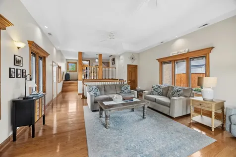 9819 South Millard Avenue Evergreen Park IL 60805