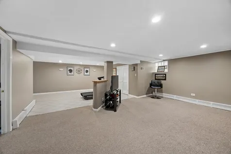 9819 South Millard Avenue Evergreen Park IL 60805