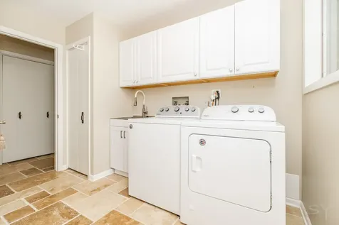 140 Janis Court Wood Dale IL 60191