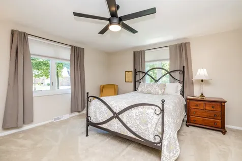 140 Janis Court Wood Dale IL 60191