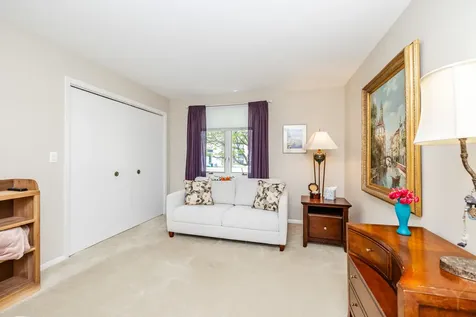 140 Janis Court Wood Dale IL 60191