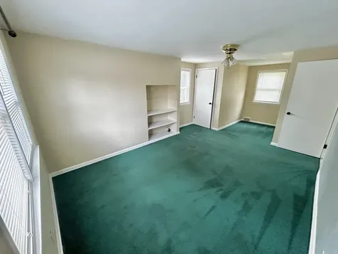 1907 West Pearl Avenue Rockford IL 61103