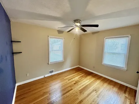 1907 West Pearl Avenue Rockford IL 61103
