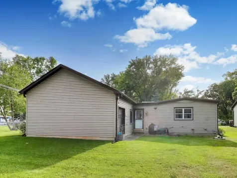 2516 Bittersweet Avenue Holiday Hills IL 60051