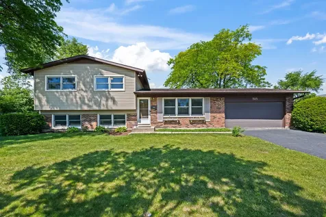 515 West Tanglewood Drive Arlington Heights IL 60004