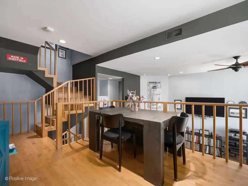1649 West Ontario Street Chicago IL 60622