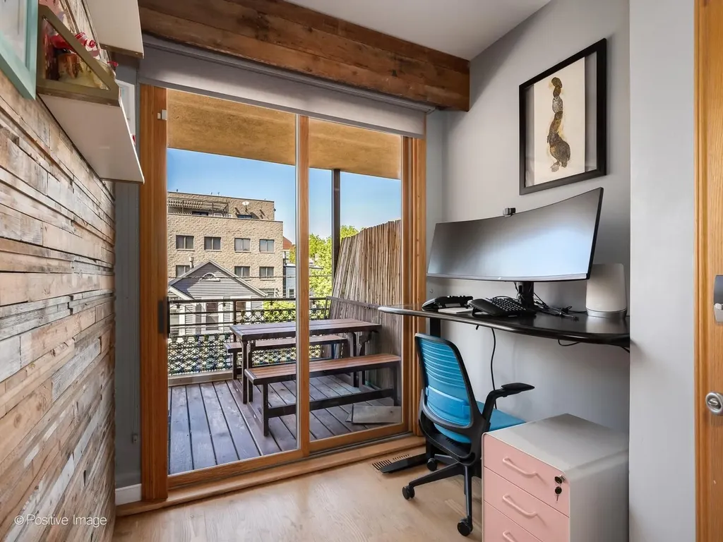 1649 West Ontario Street Chicago IL 60622