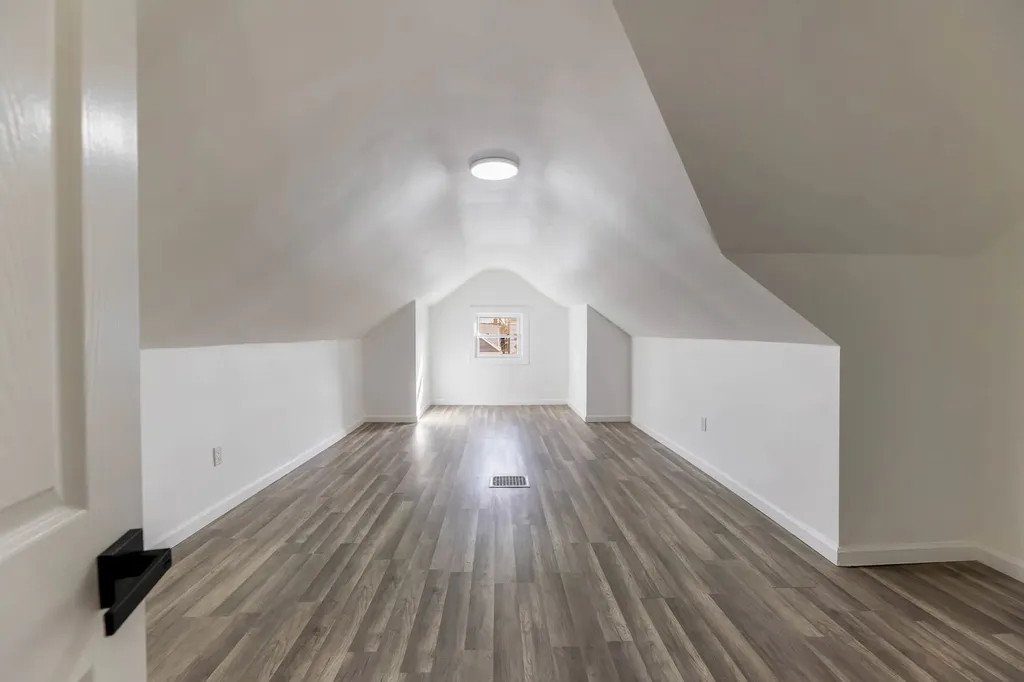6742 South Carpenter Street Chicago IL 60621