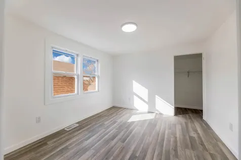 6742 South Carpenter Street Chicago IL 60621