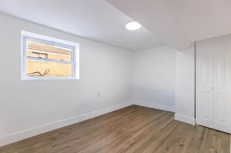 6742 South Carpenter Street Chicago IL 60621