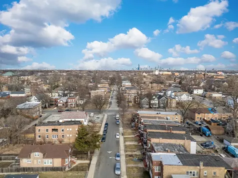 6742 South Carpenter Street Chicago IL 60621