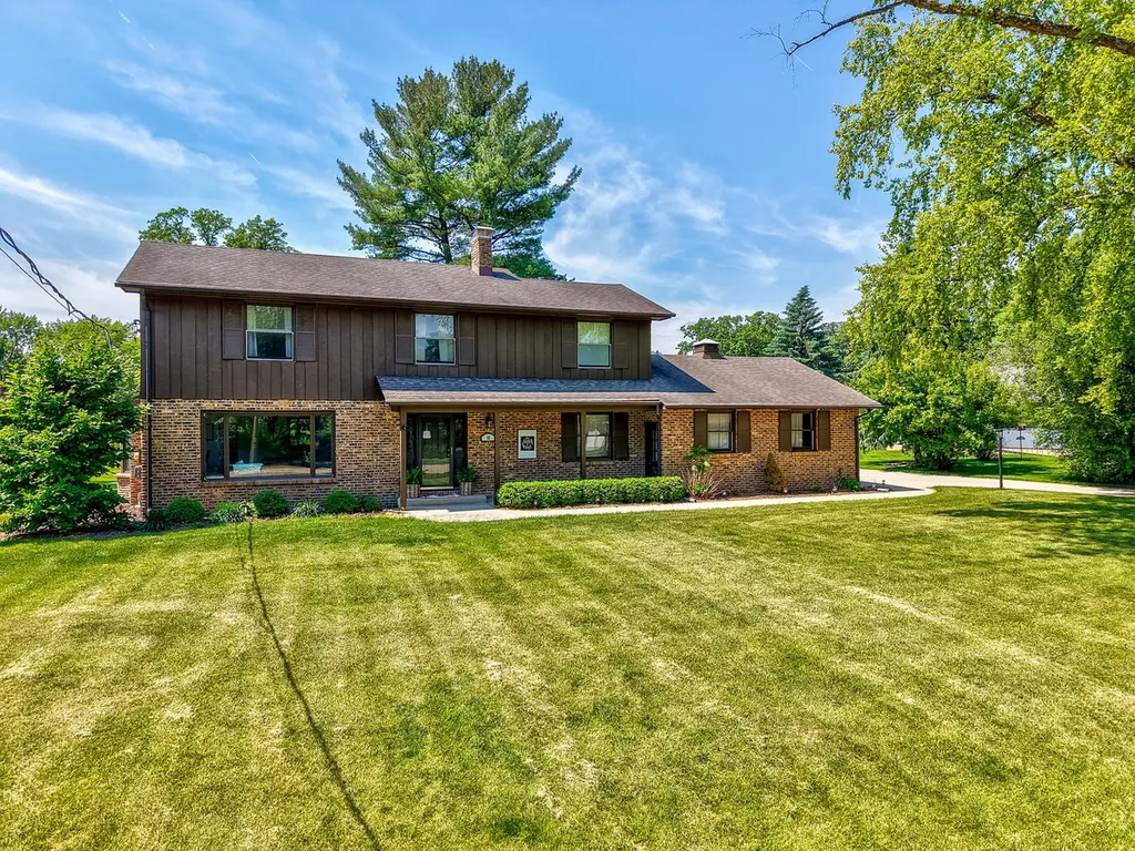 15 Oaklane Drive Ottawa IL 61350