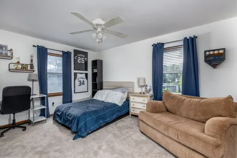 15 Oaklane Drive Ottawa IL 61350